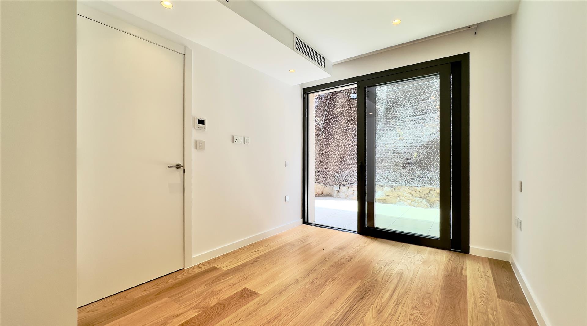 Image of House - 4 Bedrooms - 3 Bathrooms for Rental in North Gorge-Gibraltar, Image 4